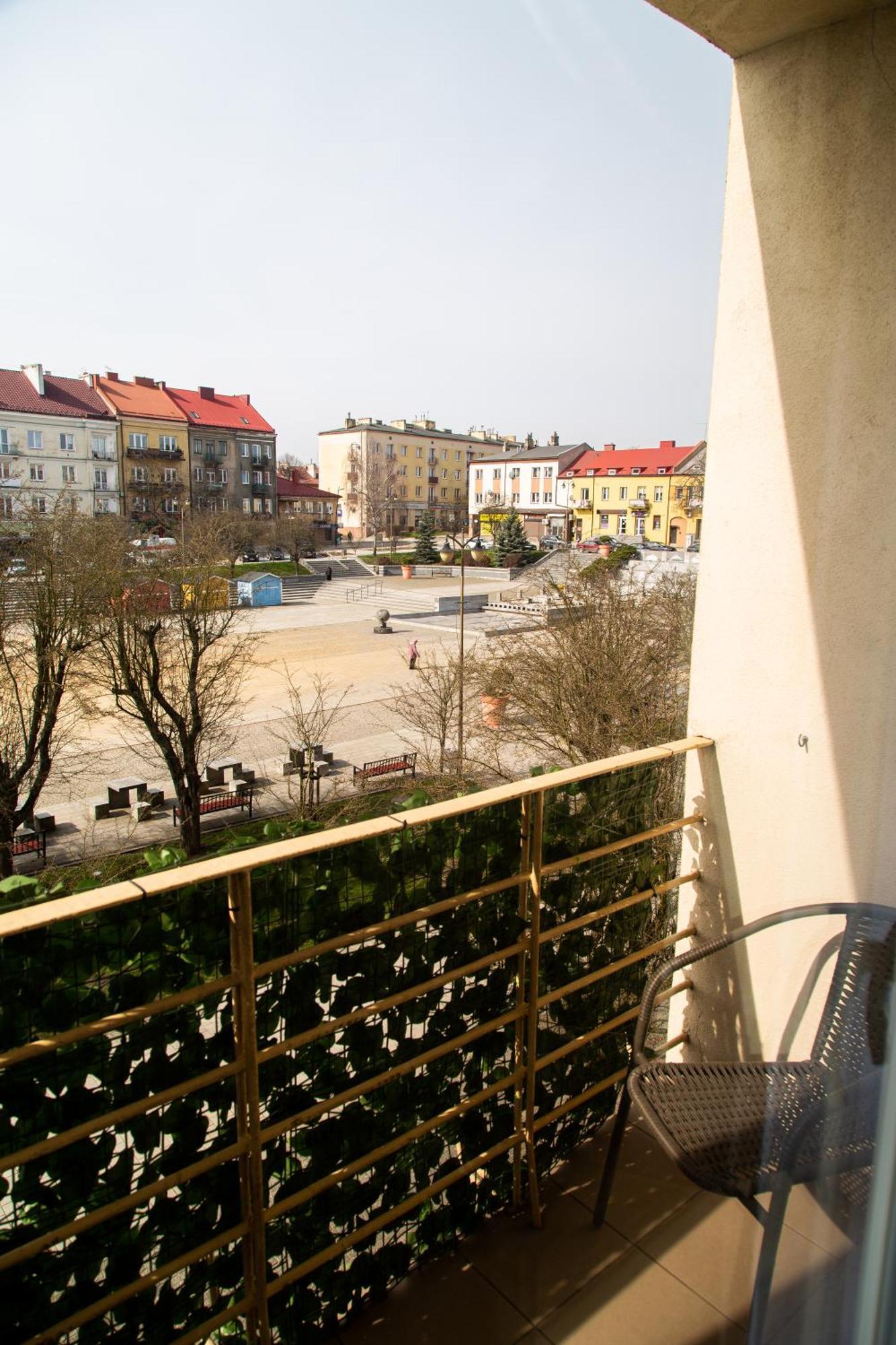 Apartament Rynek 10 Ostrowiec Swietokrzyski Exterior photo